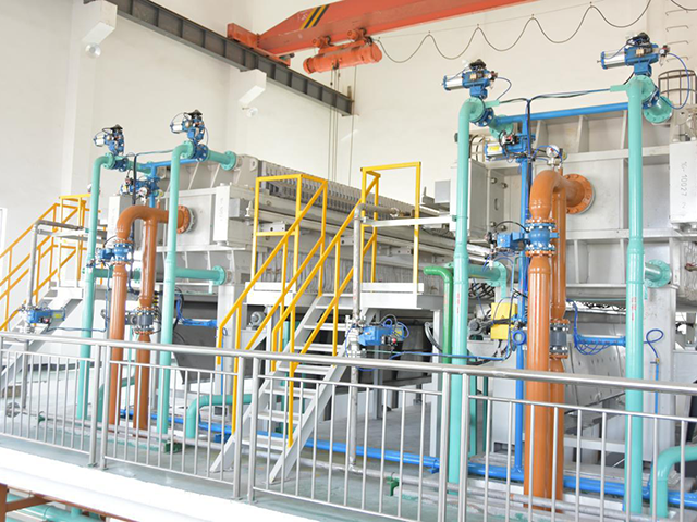 全力以赴搶進度，嚴抓細管保質量